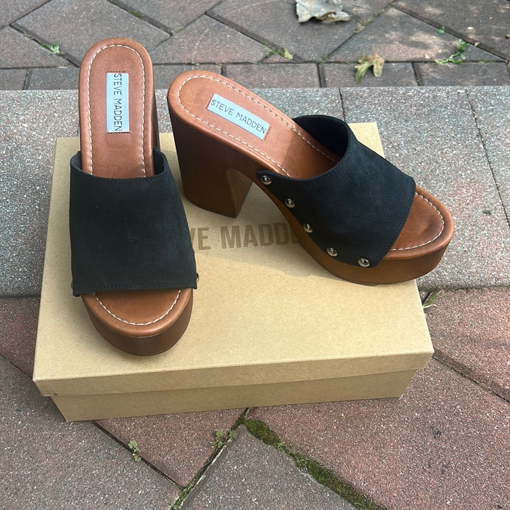 Steve Madden black suede platform size 8